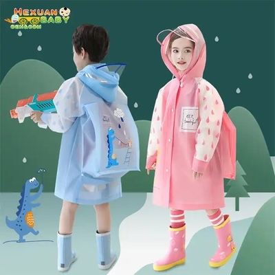 雨 から 子供 を 保護 し て ください 覆着 と 袖 を 備えた 再 使用 できる 雨 ポンチョ