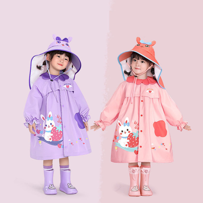 トレジャー幼稚園で可愛いキャップスタイルのスクールバッグデザインの子供用のレインコート