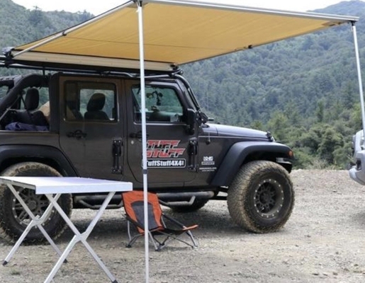 キャンピングや屋外での冒険のためのガルバン化鋼筋枠の車用テント