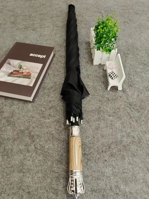 金と黒で覆われた直直のオートオープン傘 ビジネスプレゼントのためのカスタムプリント